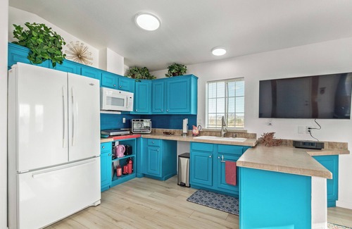 Maricopa House | Tiny Home Getaway in Arizona-Mountain views in Rural Area