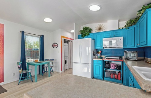 Maricopa House | Tiny Home Getaway in Arizona-Mountain views in Rural Area