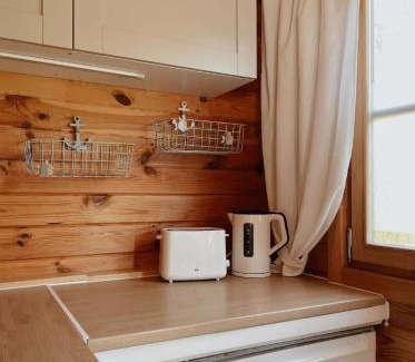 Buddenhagen Apartment | TinyHouse Meereszauber- ruhige Lage, eigener Garten, Grill