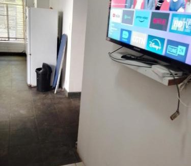 Greater Johannesburg Metropolitan Area Apartment | Titas Cozy cottage