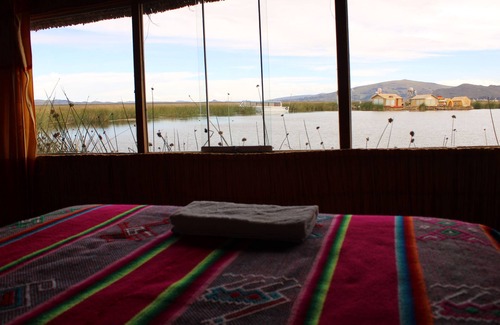 Puno Cabin | Titicaca Floating Lodge