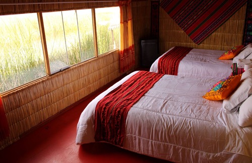 Puno Cabin | Titicaca Floating Lodge