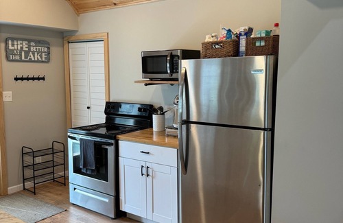 Alger Cottage | Tittabawassee Riverfront Cottage