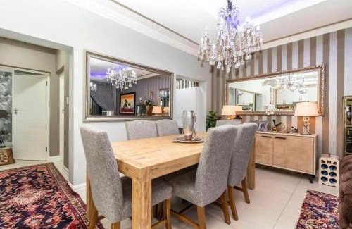 Greater Johannesburg Metropolitan Area Apartment | TK Properties