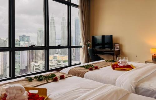 Golden Triangle Apartment | TM Persiaran Stonor KLCC - LV Home