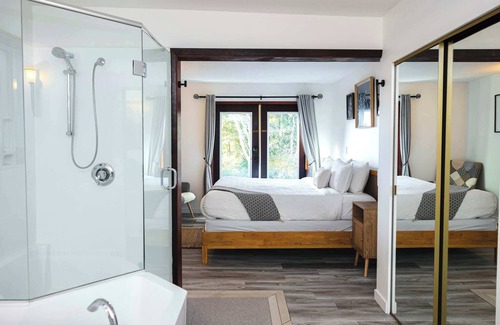 Tofino Hotel | Tofino Oceanfront Hotel Suite