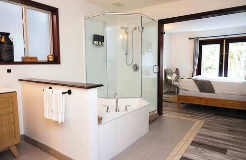 Tofino Hotel | Tofino Oceanfront Hotel Suite