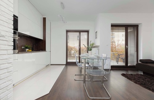 Mokotow Apartment | Tolkiena 3 Warszawa | Bright Apartment with Garden | Parking