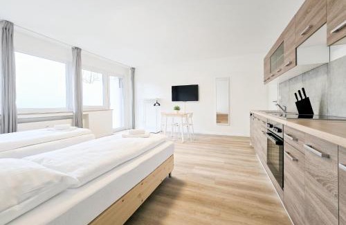 Buchholz Apartment | Tolstov Apartments - Studio Apartment with Balcony - 25 Min Messe DUS