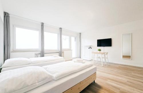 Buchholz Apartment | Tolstov Apartments - Studio Apartment with Balcony - 25 Min Messe DUS