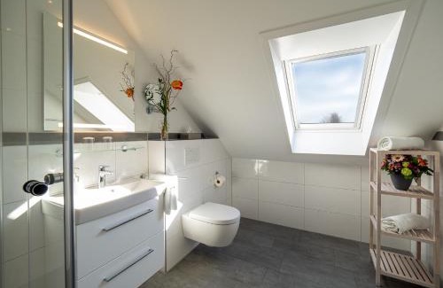 Heiligenhafen Hotel | Tom's Hus Heiligenhafen