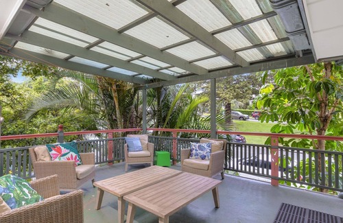 Coolangatta Apartment | Tondio Terrace Flat 2- Budget and family friendly accommodation Rainbow Bay Coolangatta