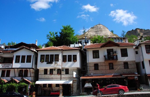 Melnik House | Toni's Guest House