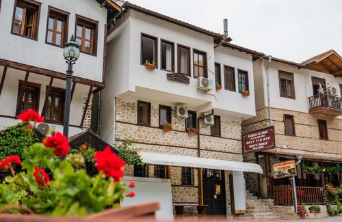 Melnik House | Toni's Guest House