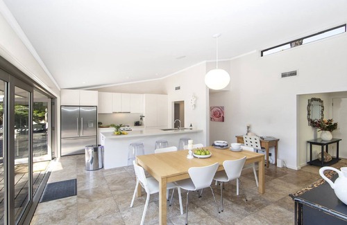 Pearl Beach House | Tonic Guesthouse by HolidayCo.