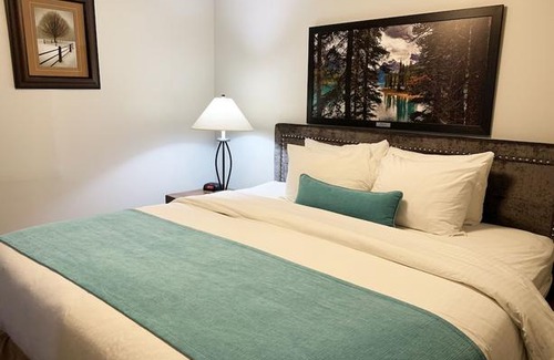Jasper Hotel | Tonquin Inn