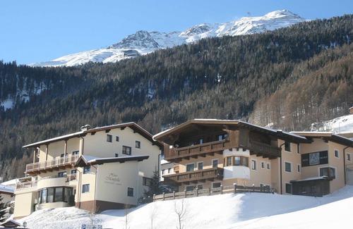 Soelden Apartment | Top 1 - apartment on 2 levels on the slopes with free WiFi, new building - A Casa Juwel Sölden, ski in & ski out