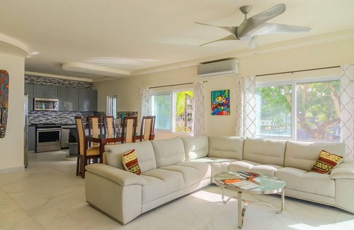 Cabarete Apartment | Top-Floor 3BD Beachfront Penthouse, Amazing Sea Views, Pool, Central Location!
