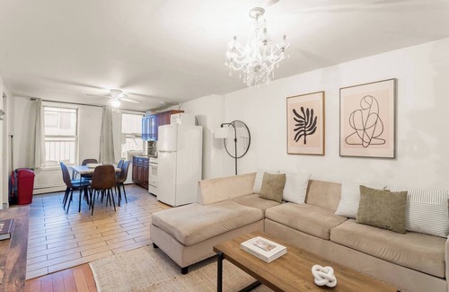 Rose Hill Apartment | Top Location! 2BD in NYC`s Best Neighborhood