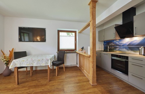 Bad Kohlgrub Condo | Top location Bad Kohlgrub, first time use after complete conversion