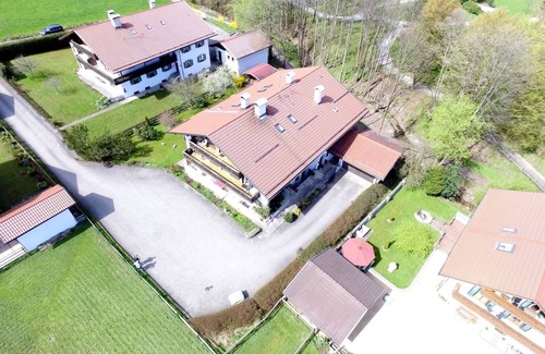 Bad Kohlgrub Condo | Top location Bad Kohlgrub, first time use after complete conversion