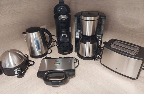 Geeste Apartment | TOP! New build - High-quality and modern DHH, wallbox, electric fireplace, WLAN, close to the lake