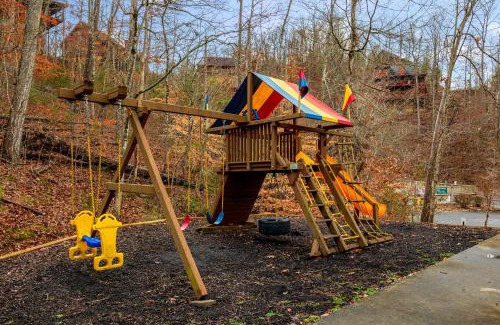Sevierville House | Top of the Way by American Patriot Getaways