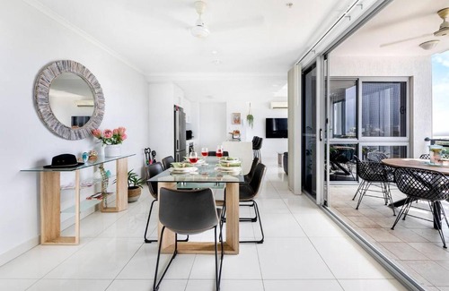 Darwin City Centre Apartment | 'Top of Town' Resort-style Stay in Heart of Darwin