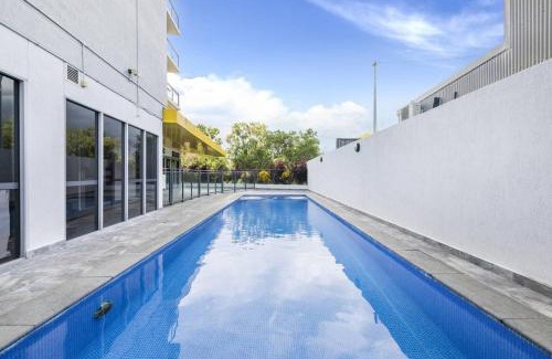 Darwin City Centre Apartment | 'Top of Town' Resort-style Stay in Heart of Darwin