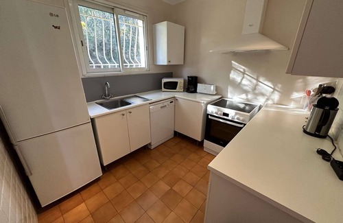 Saint-Mandrier-sur-Mer Apartment | Top of villa, full sea view