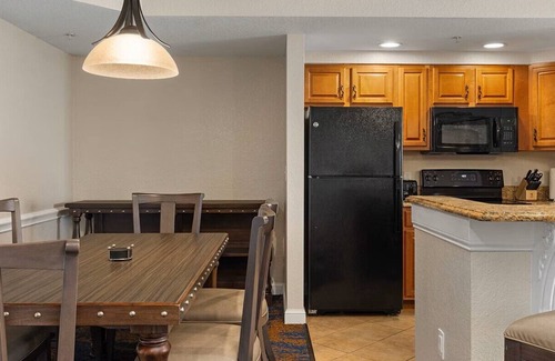 Lake Buena Vista Resort | Top Rated Resort in Beautiful Orlando! Club Wyndham at Bonnet Creek