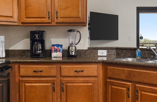 Lake Buena Vista Resort | Top Rated Resort in Beautiful Orlando! Club Wyndham at Bonnet Creek