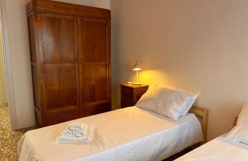 Costa Volpino Apartment | Top Stay Retrò