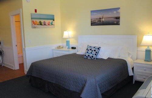 Sneads Ferry Hotel | Topsail Shores Inn