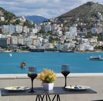 Kodrra House | TopView Apartment In front of Saranda Port