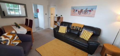 Torquay City Centre Apartment | Tor View - Sorrento