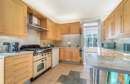 Larkhall House | Torland