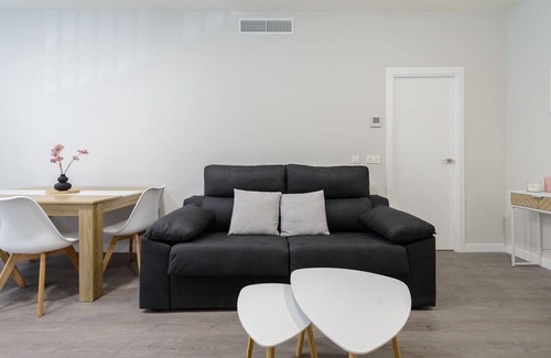 Torrejon de Ardoz Apartment | TORREJÓN SUITES APARTMENT. Low 6