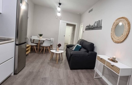 Torrejon de Ardoz Apartment | TORREJÓN SUITES APARTMENT. Low 7