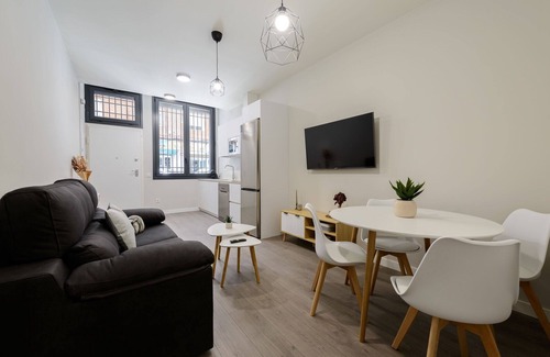 Torrejon de Ardoz Apartment | TORREJÓN SUITES APARTMENT. Low 7