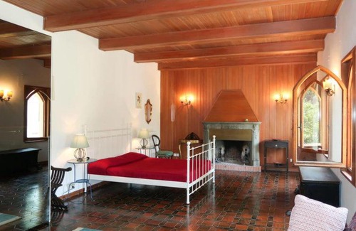 Torsoli House | Torsoli Apartment Sleeps 20 Pool WiFi