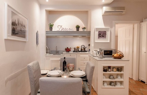 Oltrarno Apartment | Toscanella - Flo Apartments