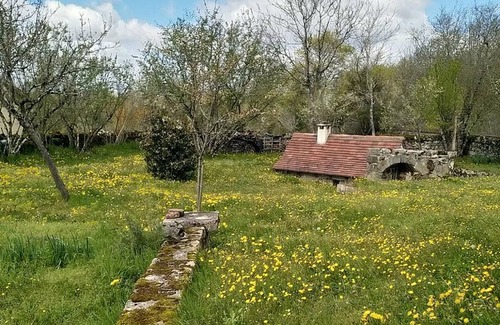 Issendolus House | TOULEYROU maison de vacances