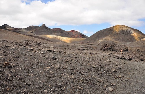 Puerto Villamil House | Tour to volcan, swim with sharks - Marriat #6
