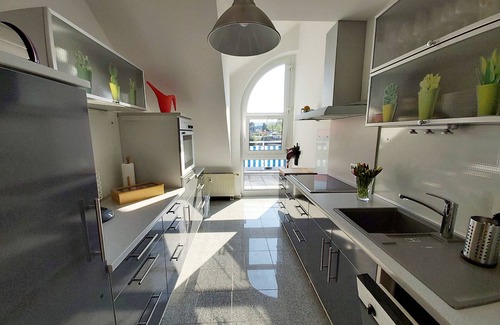 Rhein-Erft-Kreis District Apartment | Tova Cologne - Spacious apartment with lots of comfort in the west of Cologne