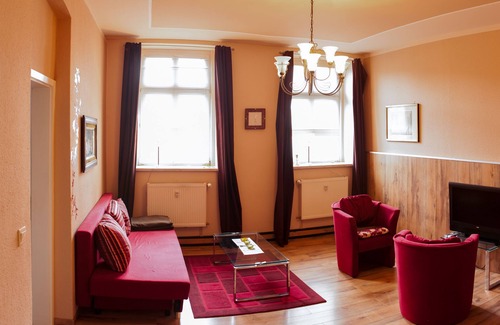 Nikolaivorstadt Apartment | Town homes, direct location next to the holy grave