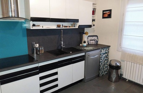 Saint-Valery-en-Caux House | Town house, harbour view with large terrace, heart of town