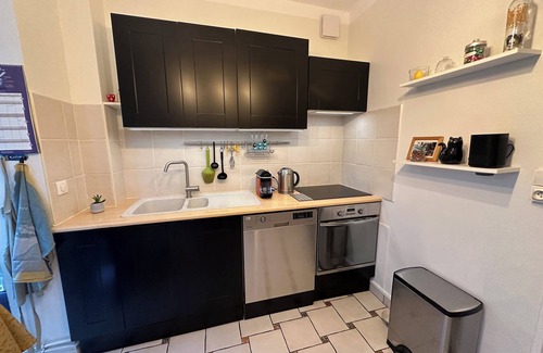 Universite House | Town house with garden and parking