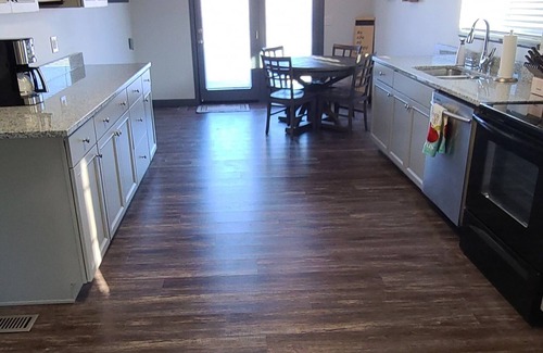 Westfield House | Towne and Out of Westfield - 5 min from Grand Park - 20 Min from Downtown Indy!