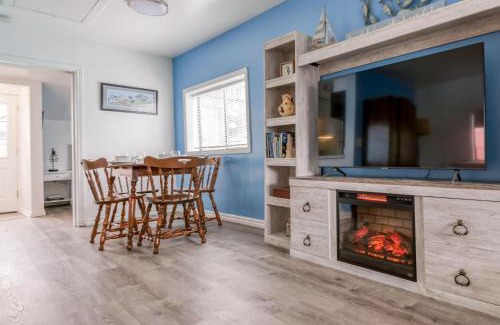 Rockaway Beach House | Towne Cottage Rockaway Beach - Meredith Lodging